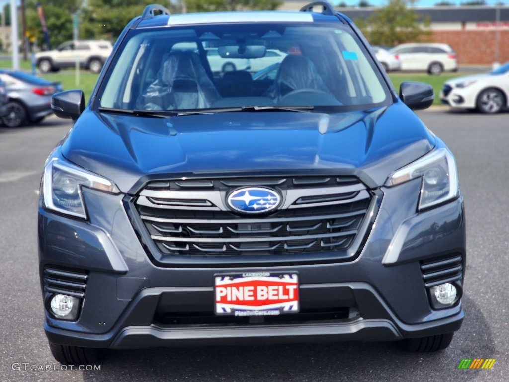 2023 Forester Limited - Magnetite Gray Metallic / Black photo #2