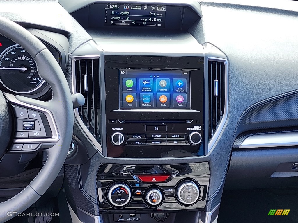 2023 Subaru Forester Premium Controls Photos