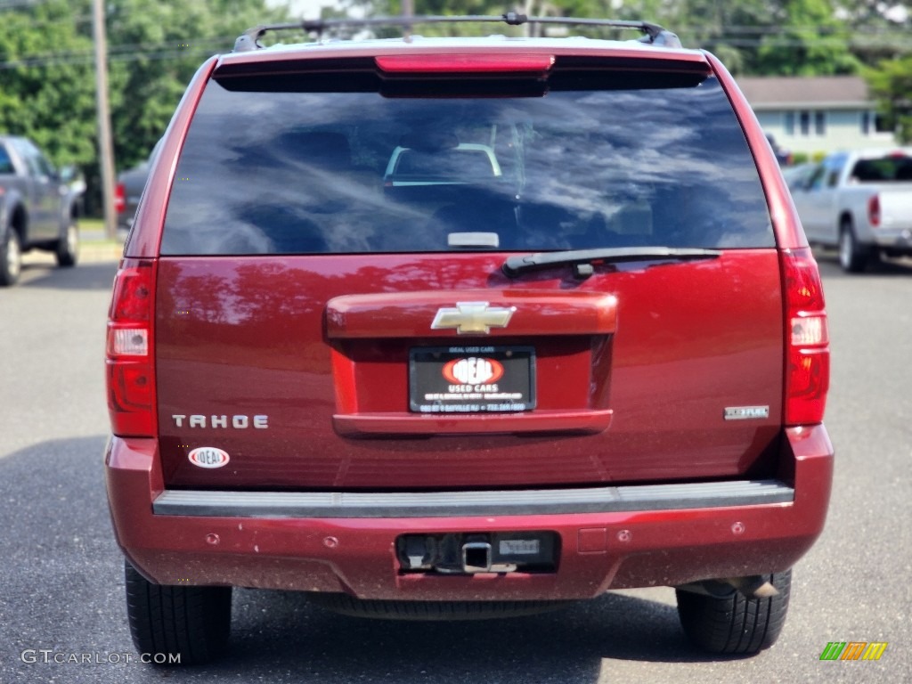 2009 Tahoe LT 4x4 - Dark Cherry Metallic / Light Cashmere photo #4