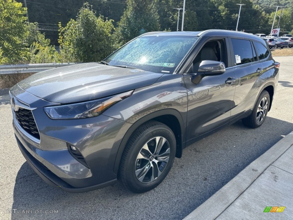 2023 Highlander XLE - Magnetic Gray Metallic / Graphite photo #7