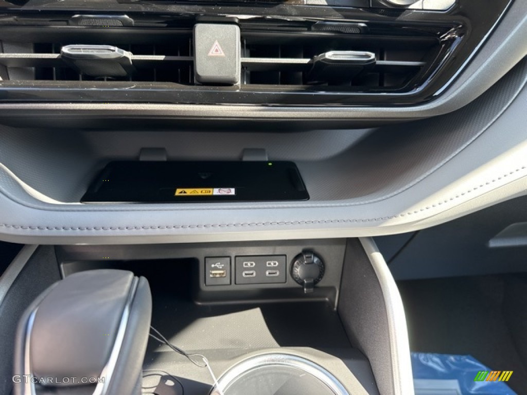 2023 Highlander XLE - Magnetic Gray Metallic / Graphite photo #14