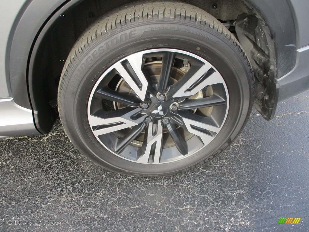 2023 Mitsubishi Eclipse Cross SEL S-AWC Wheel Photos