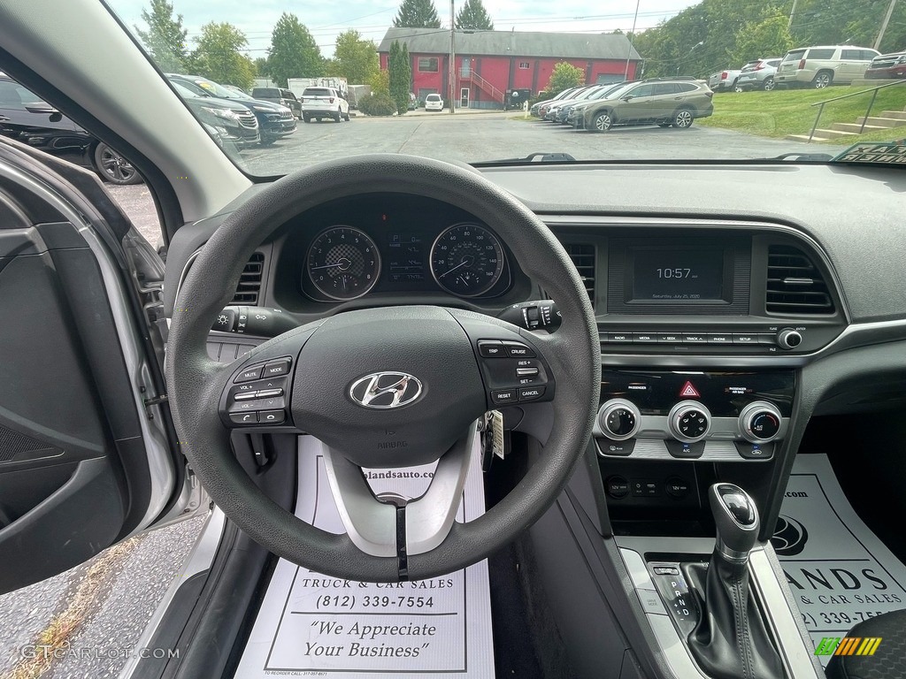 2019 Elantra SE - Symphony Silver / Black photo #17