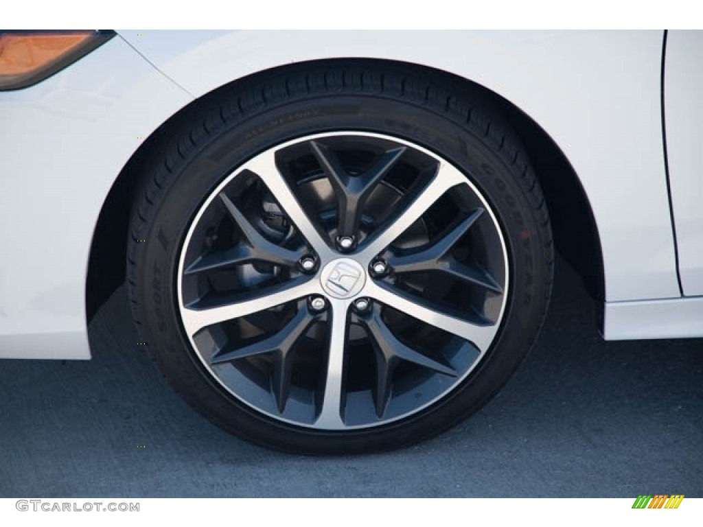 2024 Honda Civic Touring Sedan Wheel Photo #146565006