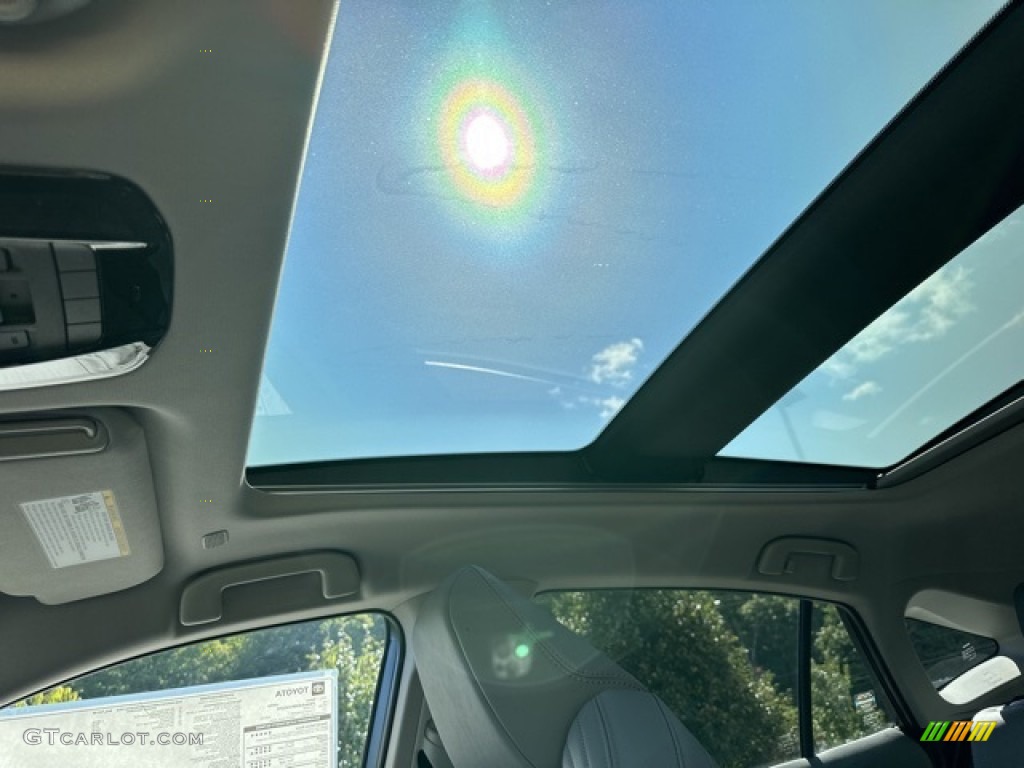 2023 Toyota Venza Limited AWD Sunroof Photos