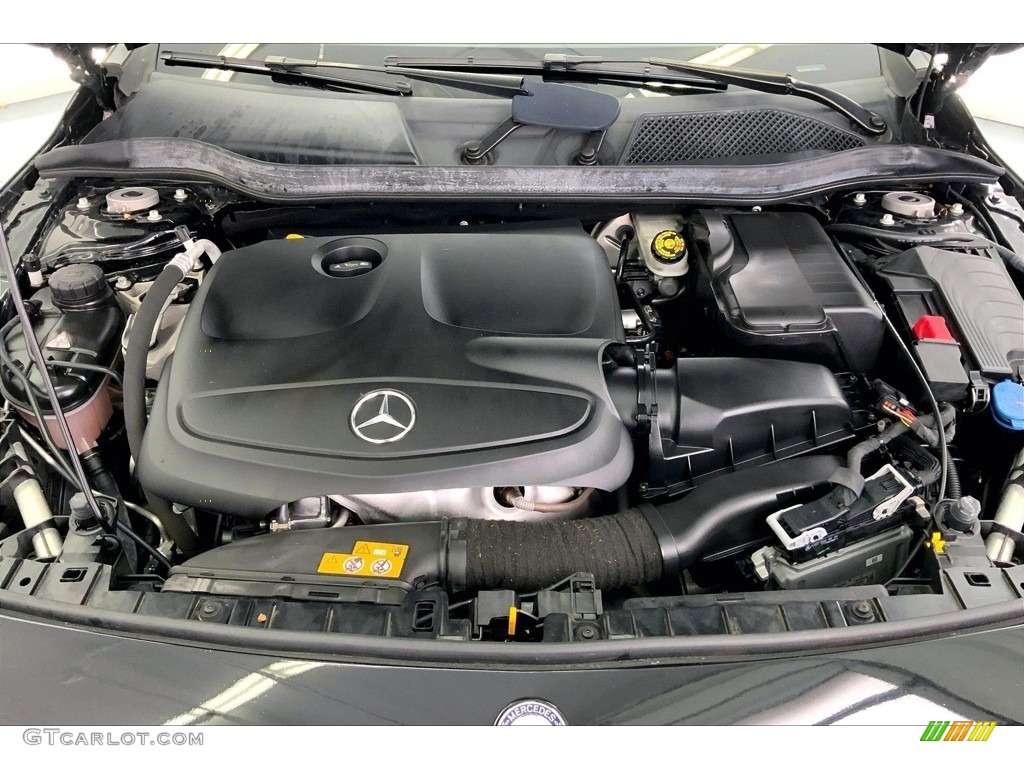 2017 GLA 250 - Cosmos Black Metallic / Black photo #9