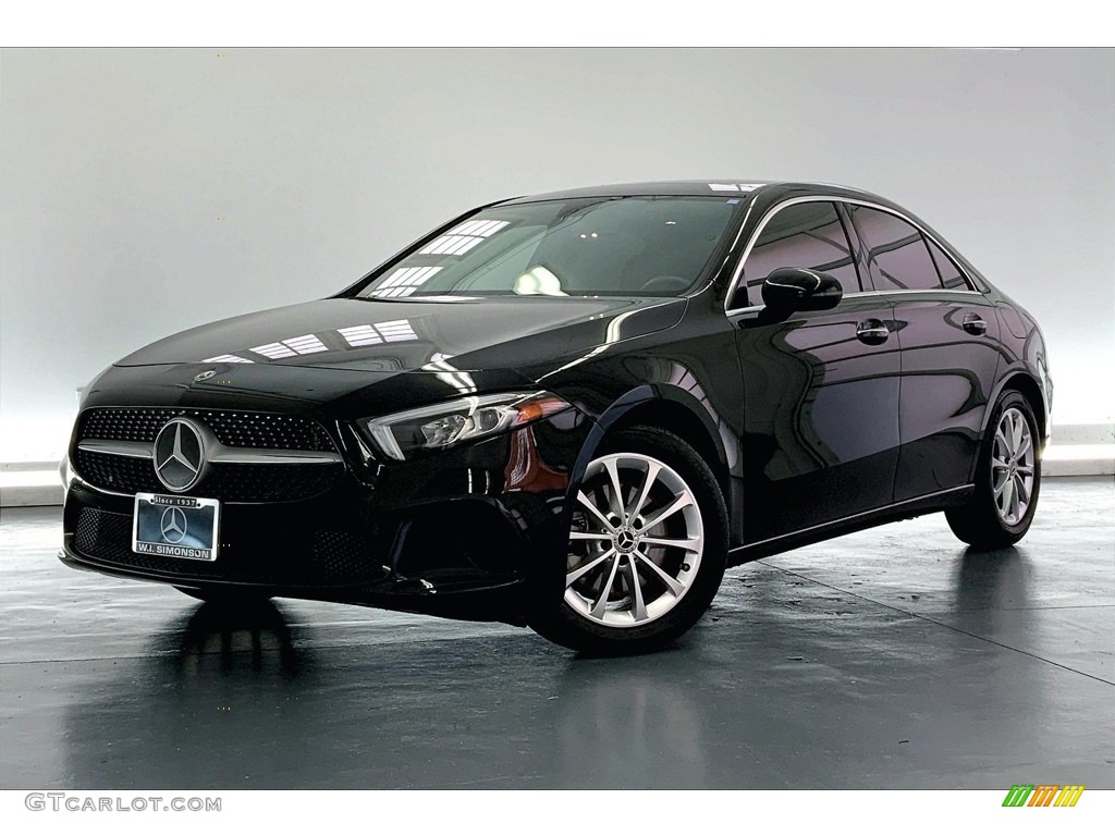 2020 A 220 4Matic Sedan - Cosmos Black Metallic / Black photo #12