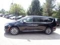 2023 Brilliant Black Crystal Pearl Chrysler Pacifica Hybrid Limited  photo #2