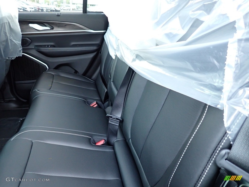 2024 Grand Cherokee 4XE - Midnight Sky / Global Black photo #12