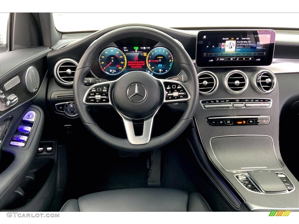 2020 Mercedes-Benz GLC 350e 4Matic Black Dashboard Photo #146568835