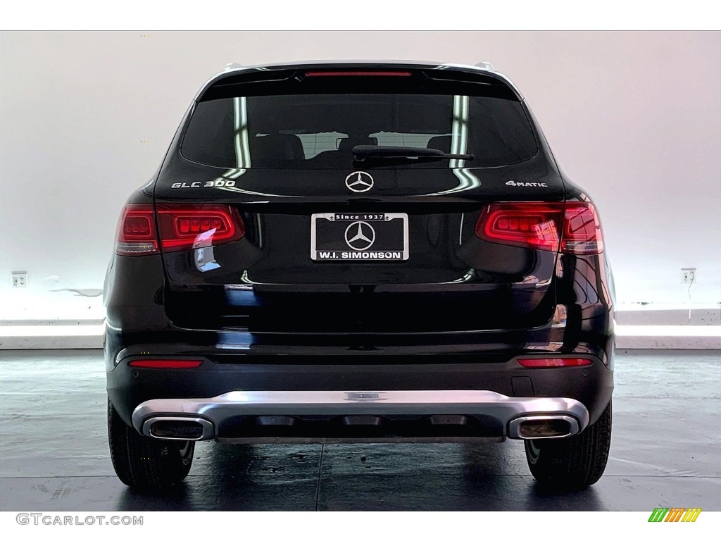 2020 GLC 300 4Matic - Black / Black photo #3