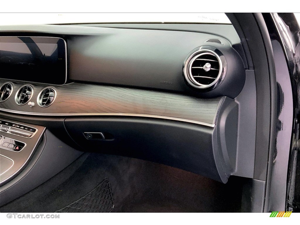 2020 E 350 Sedan - Black / Black photo #16