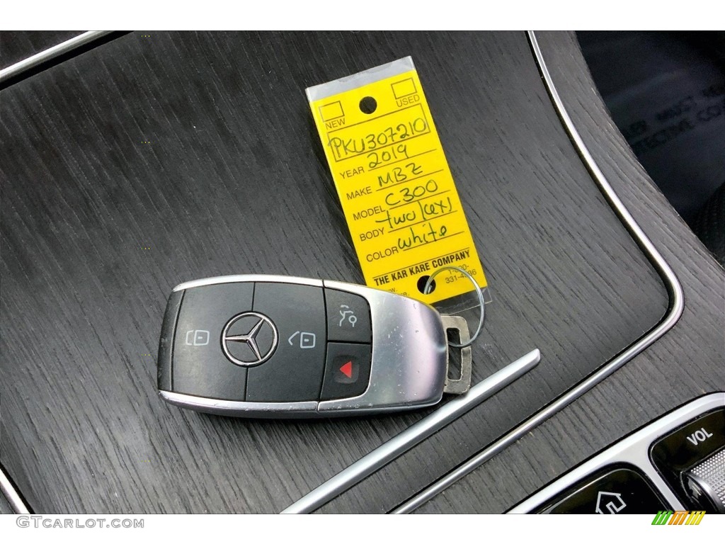 2019 C 300 Sedan - Polar White / Black photo #11