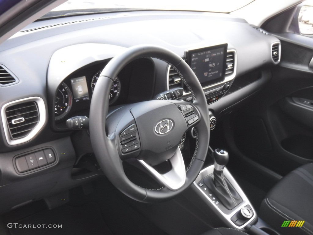 2022 Hyundai Venue SEL Black Dashboard Photo #146570966