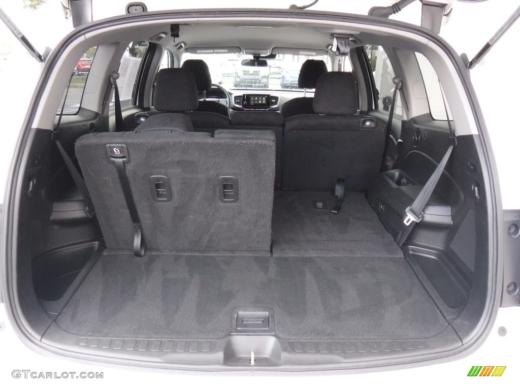 2020 Honda Pilot EX AWD Trunk Photo #146573557