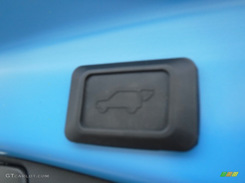 2021 RAV4 XLE AWD Hybrid - Blue Flame / Black photo #34