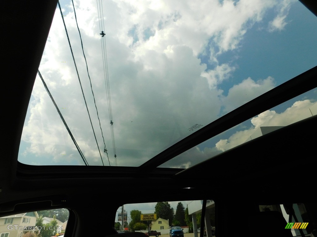 2023 Chevrolet Suburban RST 4WD Sunroof Photos