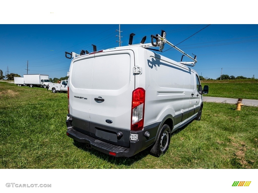 2015 Transit Van 250 LR Long - Oxford White / Pewter photo #4