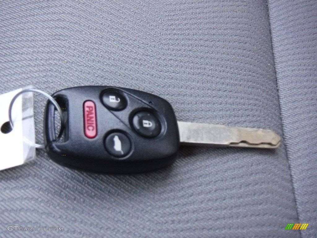 2011 Pilot LX 4WD - Polished Metal Metallic / Gray photo #7