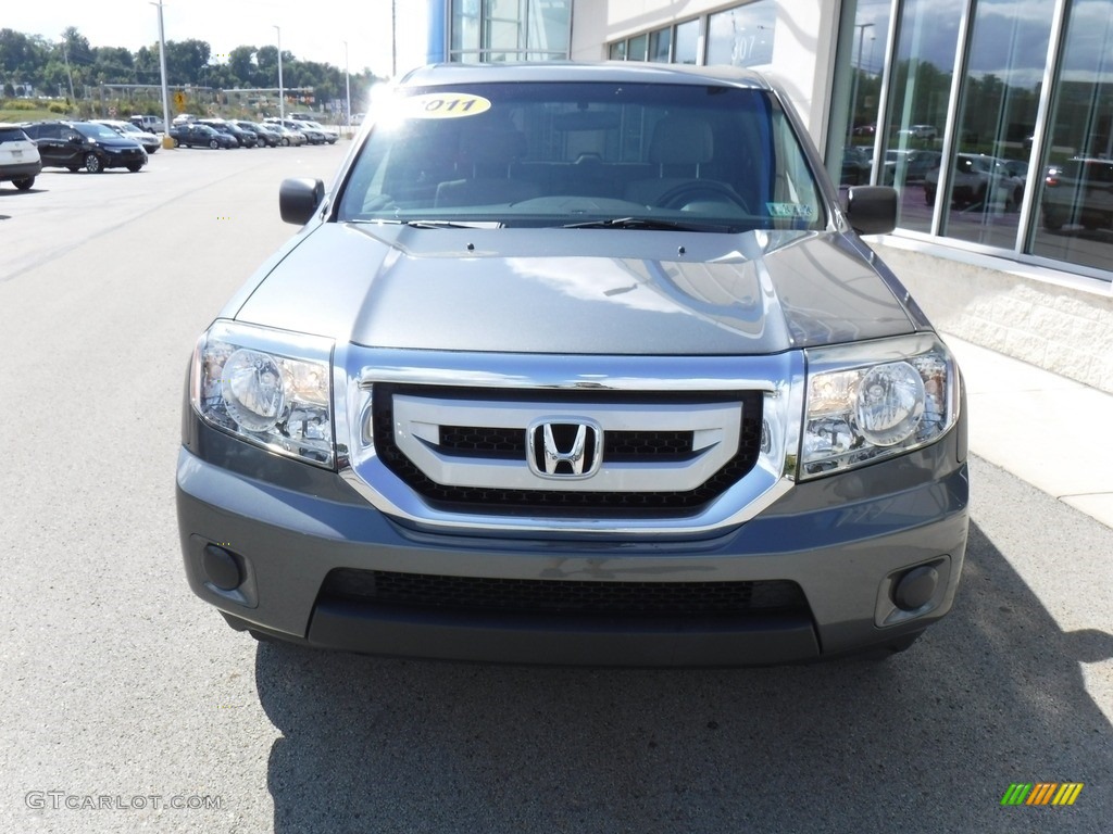 2011 Pilot LX 4WD - Polished Metal Metallic / Gray photo #9