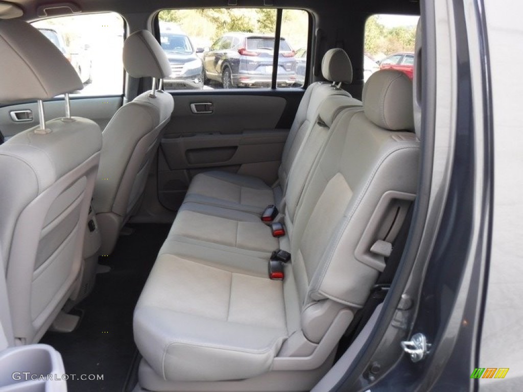 2011 Pilot LX 4WD - Polished Metal Metallic / Gray photo #27