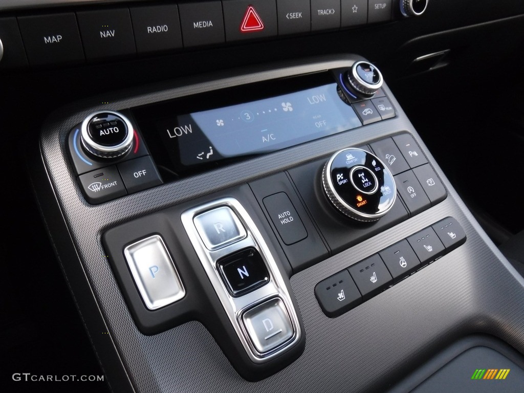 2024 Hyundai Palisade Calligraphy Night Edition AWD Controls Photos