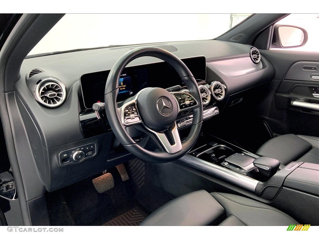 2021 GLA 250 - Night Black / Black photo #14