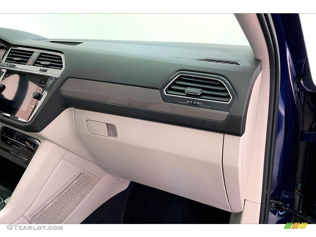 2022 Volkswagen Tiguan SE Dashboard Photos