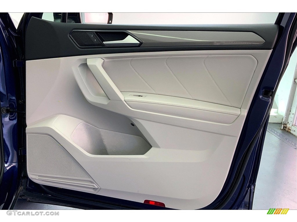 2022 Volkswagen Tiguan SE Storm Gray Door Panel Photo #146582338