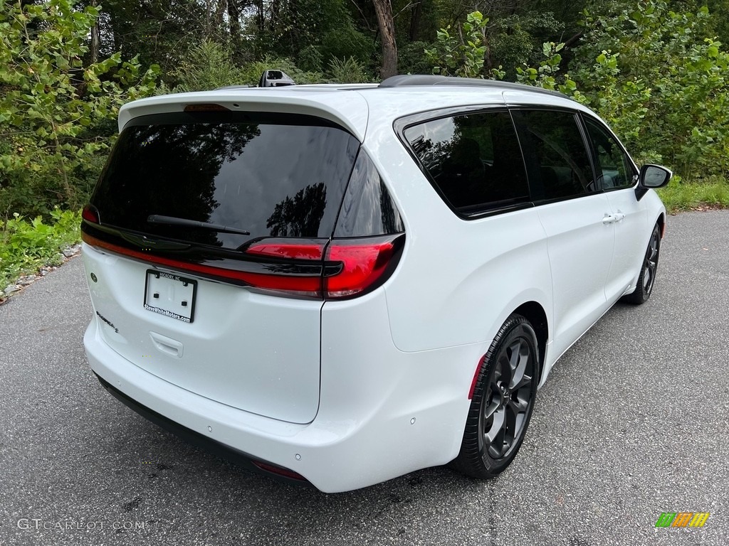 2023 Pacifica Touring L - Bright White / Black photo #6