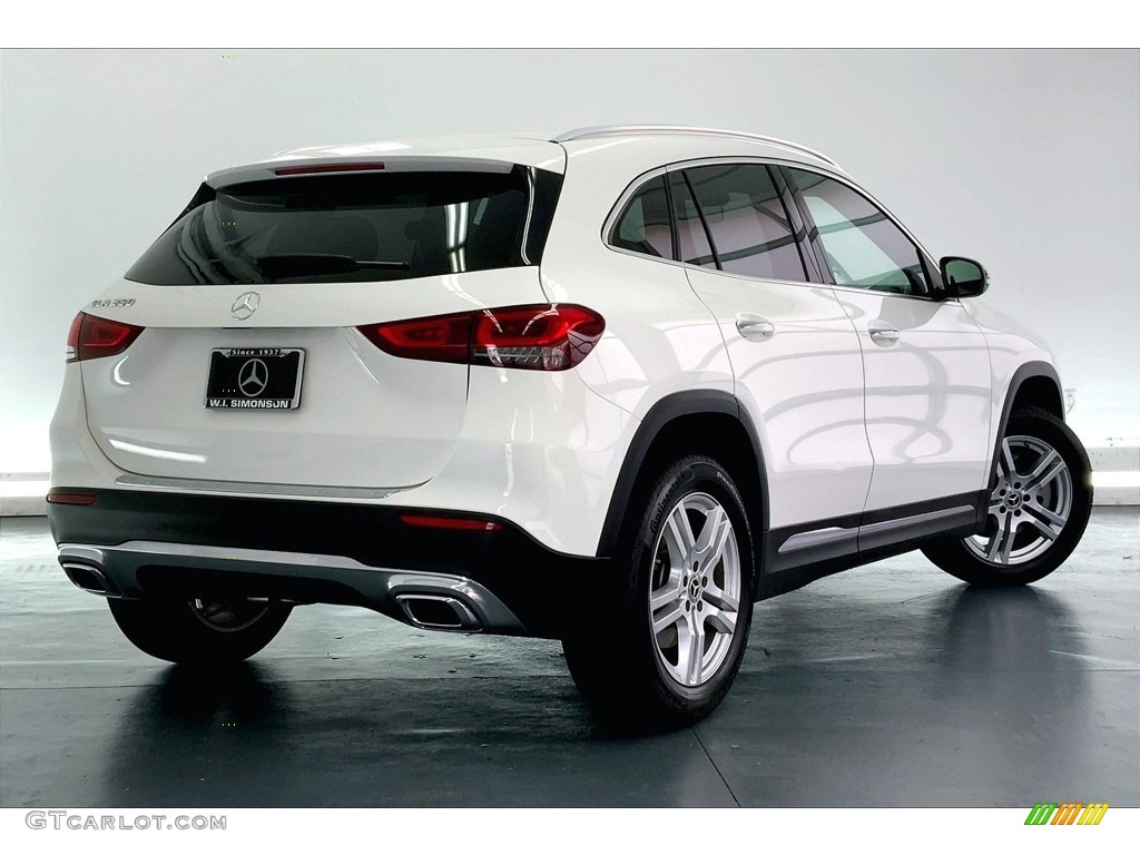 2021 GLA 250 - Polar White / Black photo #13