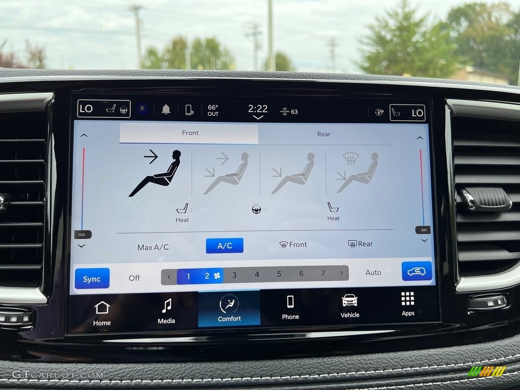 2023 Pacifica Touring L - Bright White / Black photo #23