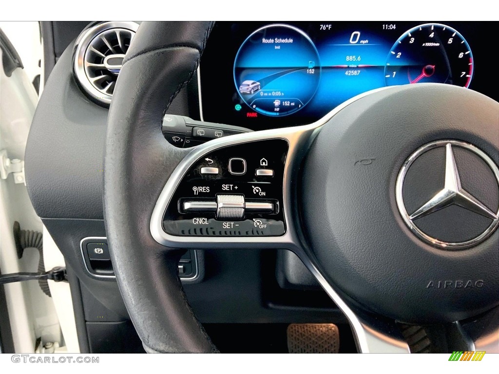 2021 GLA 250 - Polar White / Black photo #21