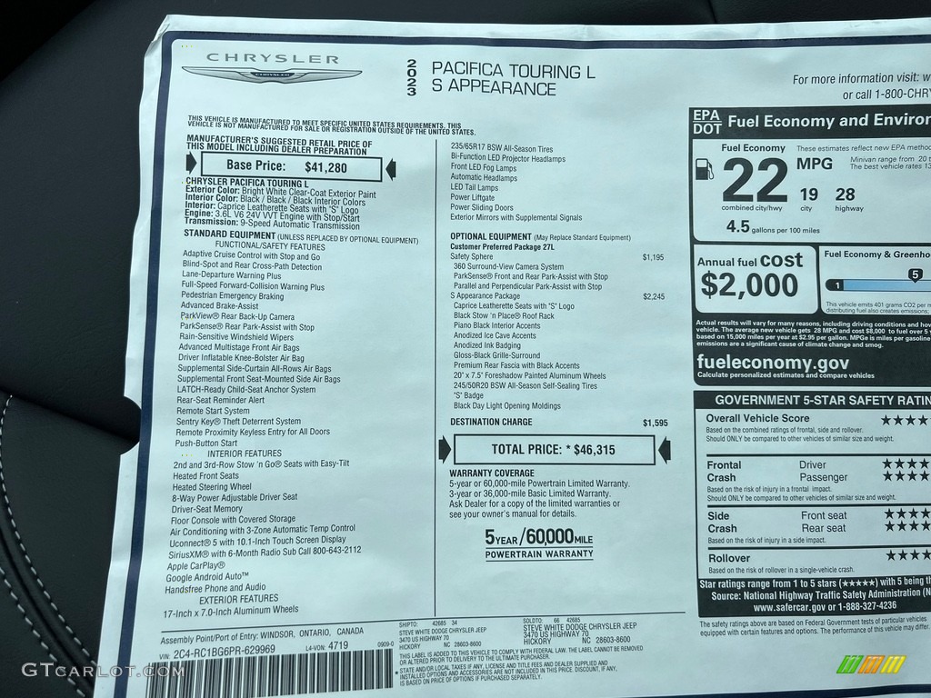 2023 Pacifica Touring L - Bright White / Black photo #30