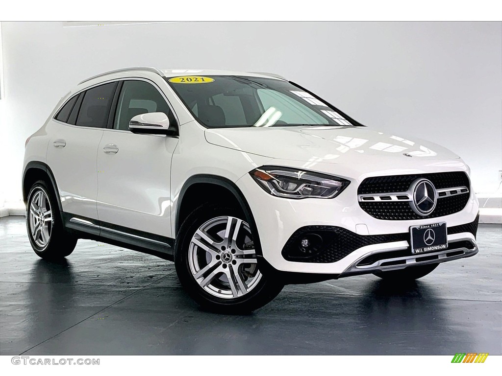 2021 GLA 250 - Polar White / Black photo #33