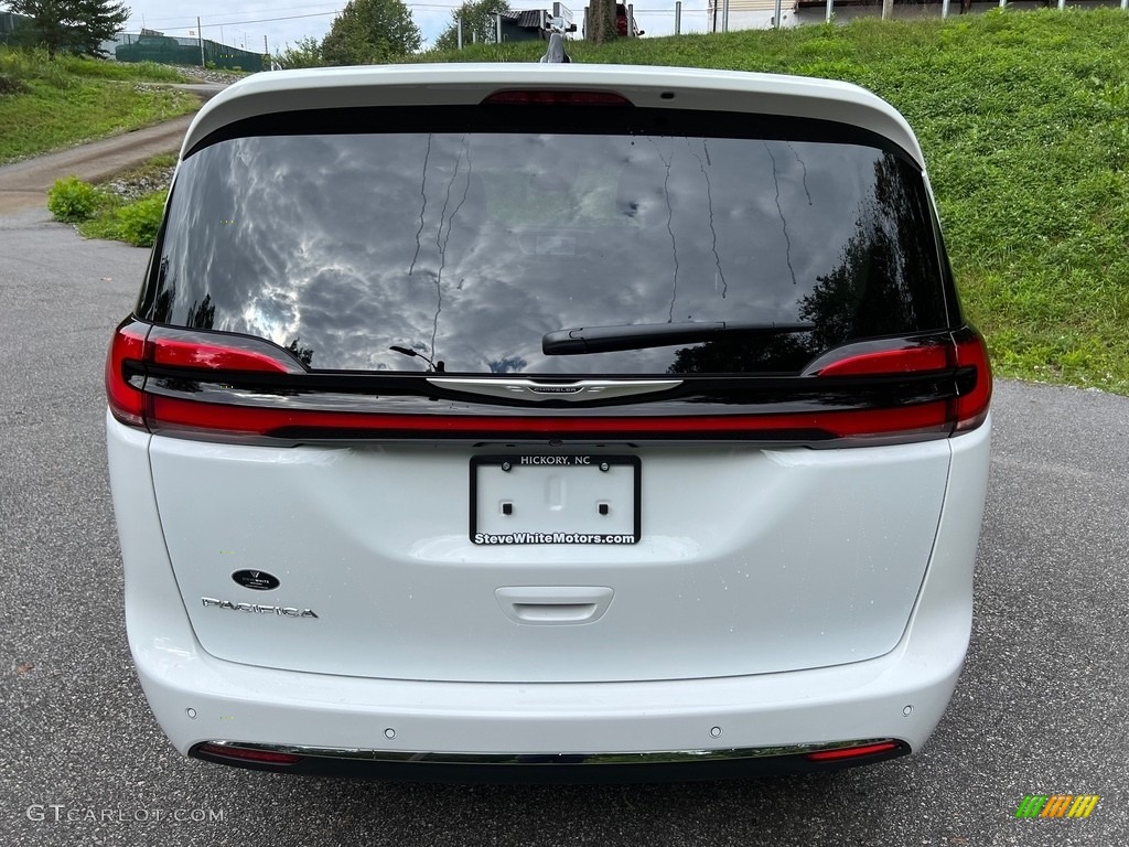 2023 Pacifica Touring L - Bright White / Black/Alloy photo #7