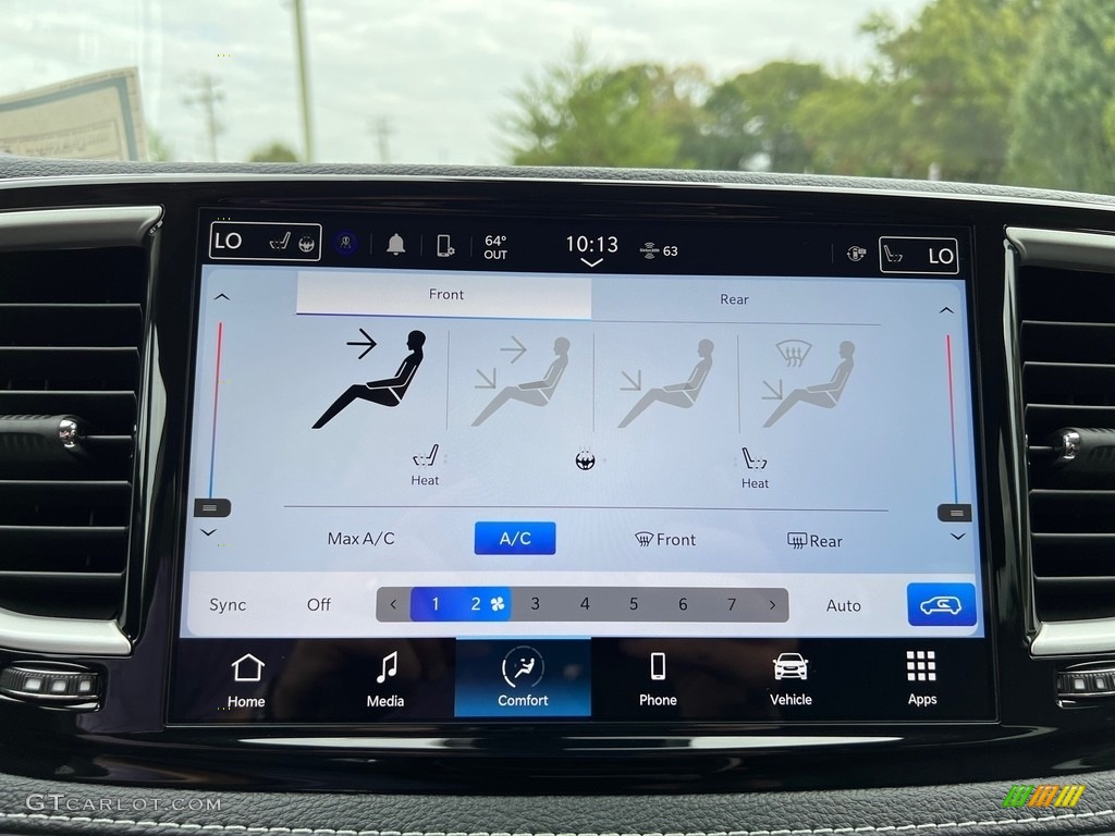 2023 Chrysler Pacifica Touring L Controls Photo #146583639