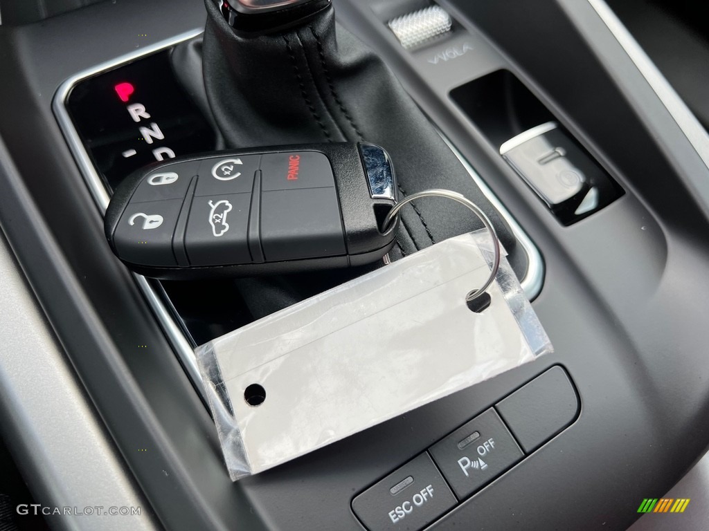 2023 Dodge Hornet GT Plus AWD Keys Photos