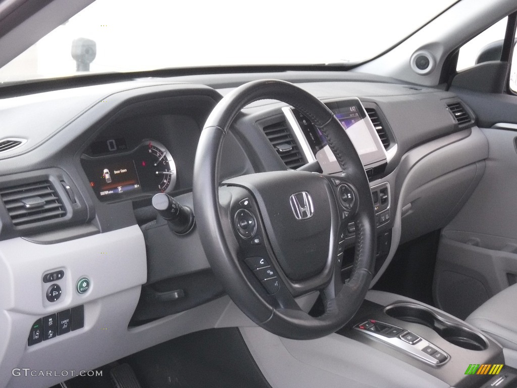 2020 Ridgeline RTL AWD - Obsidian Blue Pearl / Gray photo #13