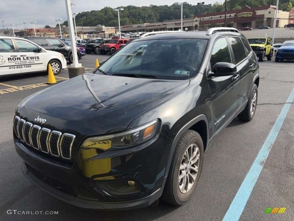 2021 Cherokee Latitude Lux 4x4 - Diamond Black Crystal Pearl / Black photo #3