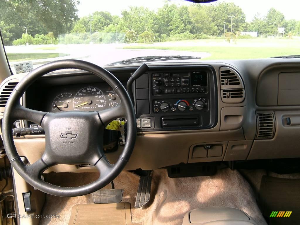 1999 Suburban K1500 LS 4x4 - Sunset Gold Metallic / Neutral photo #12