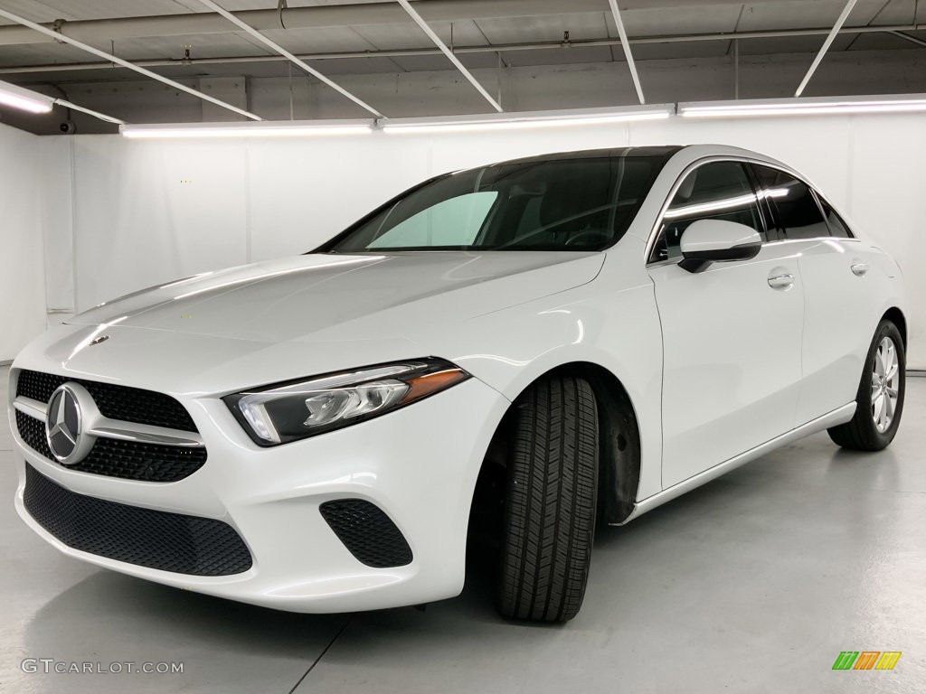 2020 A 220 Sedan - Digital White Metallic / Black photo #14