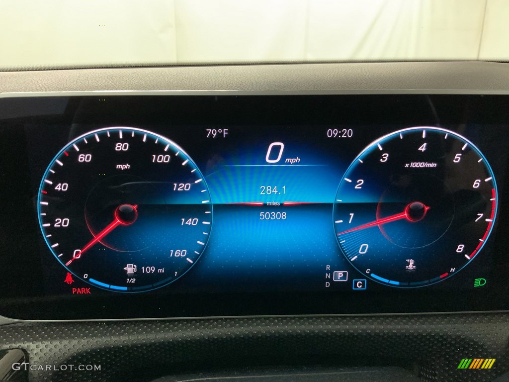 2020 A 220 Sedan - Digital White Metallic / Black photo #29