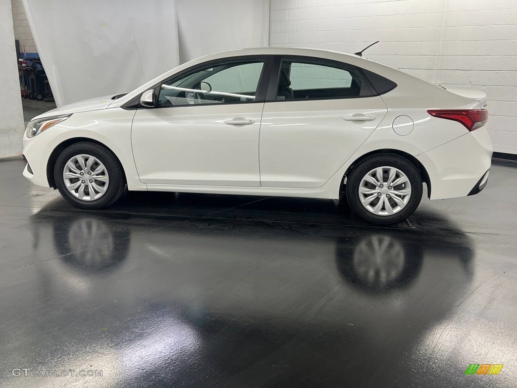 2020 Accent SE - Frost White Pearl / Black photo #4