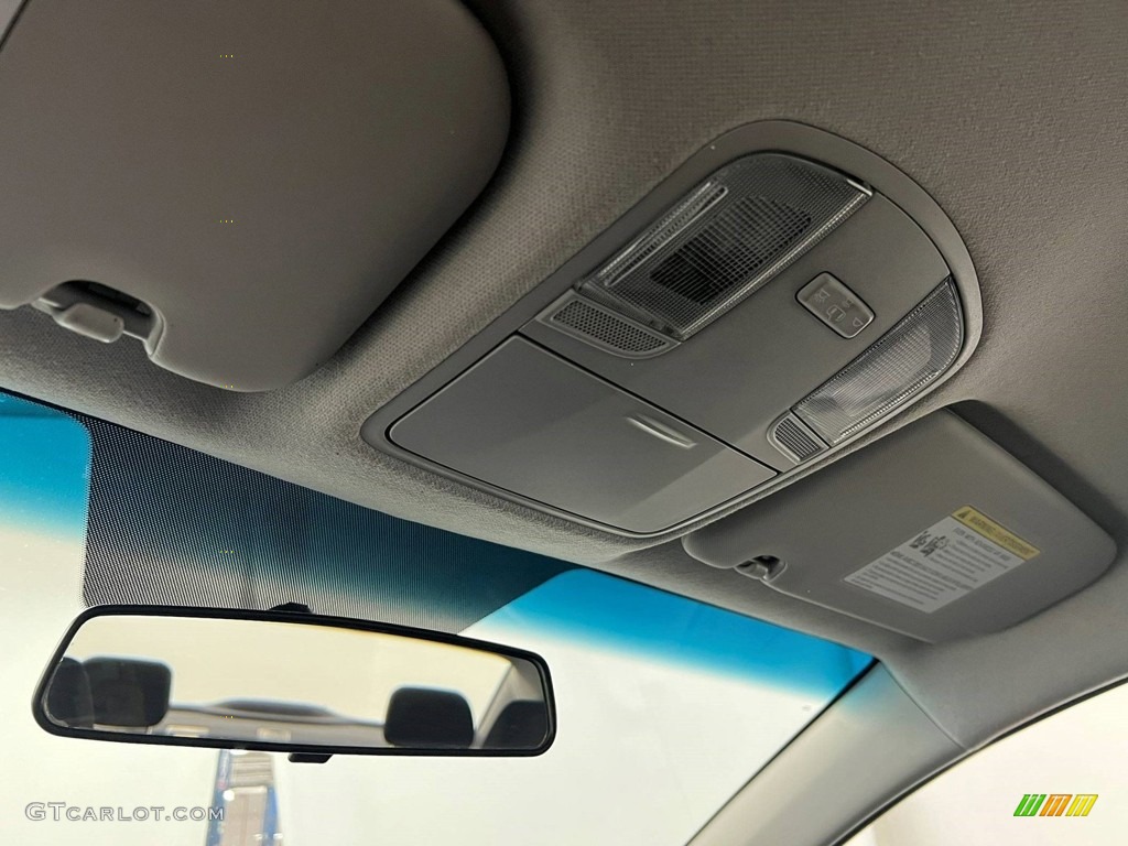 2020 Accent SE - Frost White Pearl / Black photo #26