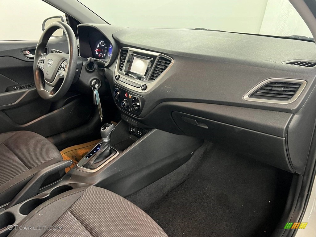 2020 Hyundai Accent SE Black Dashboard Photo #146589628