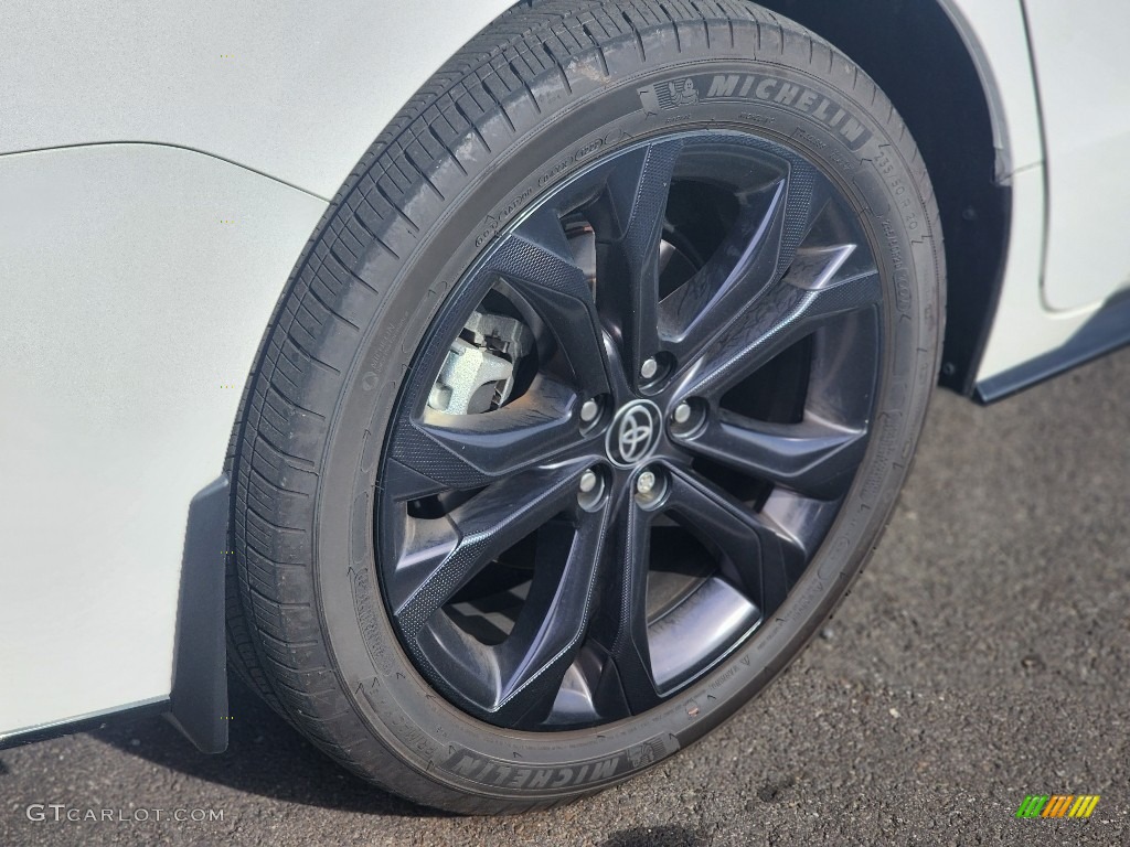 2022 Toyota Sienna XSE Hybrid Wheel Photos