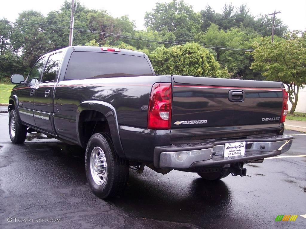 2003 Silverado 2500HD LS Crew Cab 4x4 - Dark Gray Metallic / Medium Gray photo #7