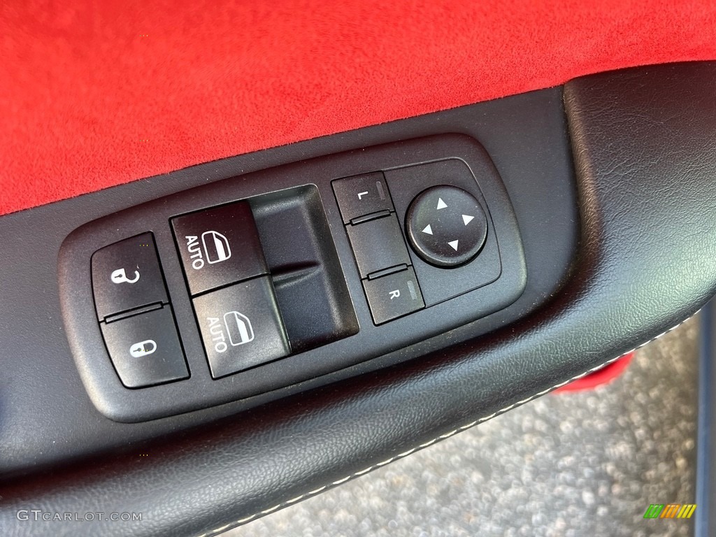 2018 Dodge Challenger SRT 392 Black/Ruby Red Door Panel Photo #146590574