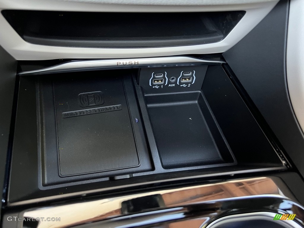 2023 Pacifica Limited - Bright White / Black/Alloy photo #29